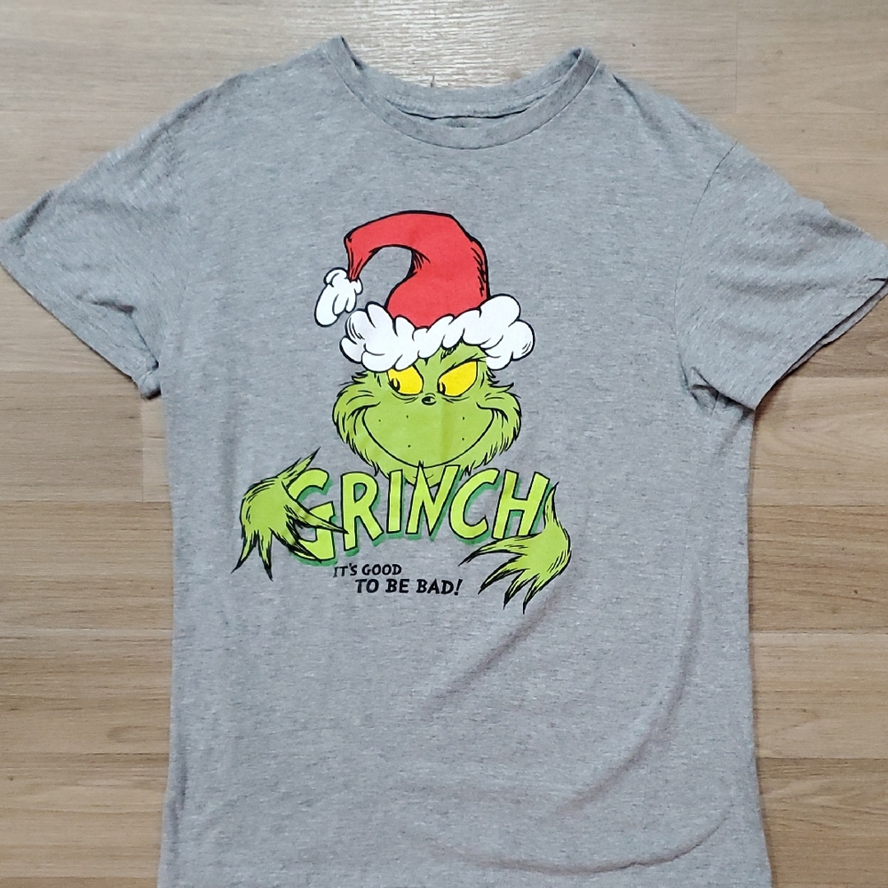 Urban Heritage Gray Grinch Short Sleeve Tee